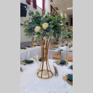 Centrepiece Hour Glass Design