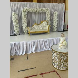 Gold and White Hall Decoration