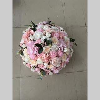 Semi Profile Flower Arrangement